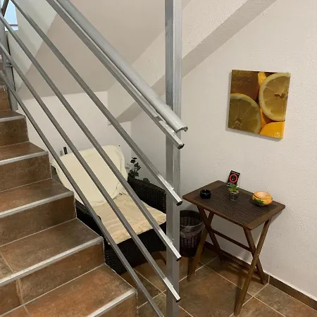 A6 Apartment